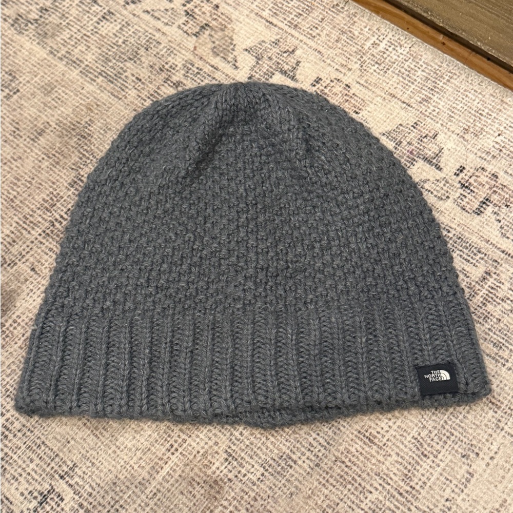 The North Face Knit Hat Beanie Winter Skull Cap Gray Ribbed Winter Sz One Size